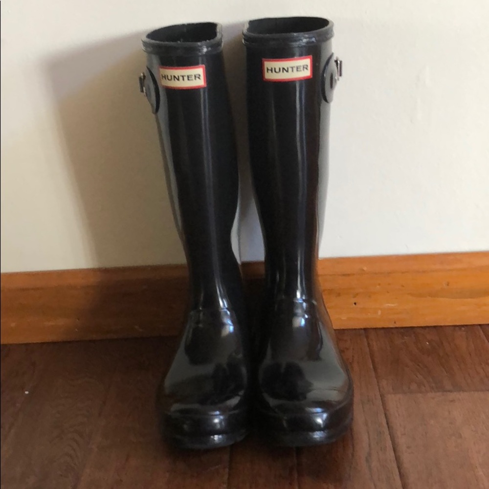 Black hunter rain boots